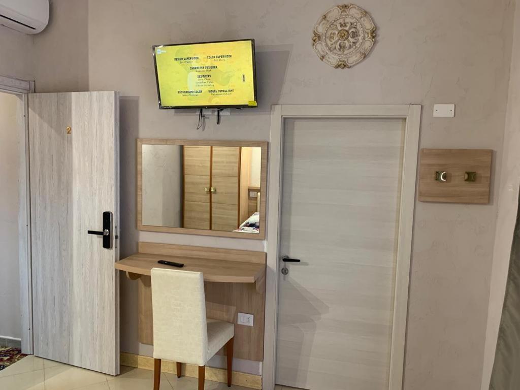 S.P.Q.R. Suite Рим Екстер'єр фото