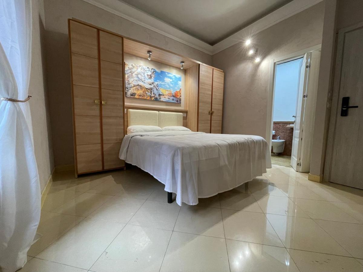 S.P.Q.R. Suite Рим Екстер'єр фото