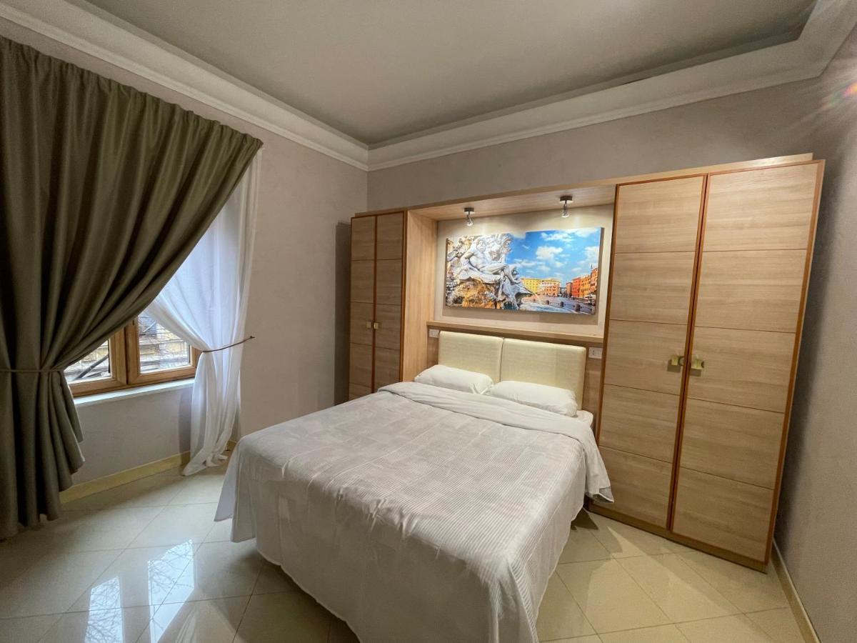 S.P.Q.R. Suite Рим Екстер'єр фото
